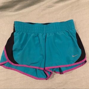 Nike dri-fit shorts | S
